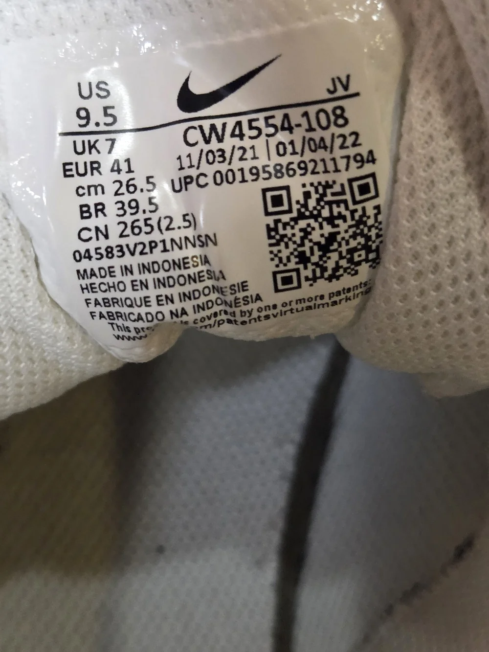 Nike Air Max SC Women’s Size 9.5 White Gray Tan Sneakers CW4554-108